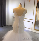Hot Straps Mermaid Sequin Tulle White Wedding Dresses V Neck With Beadings